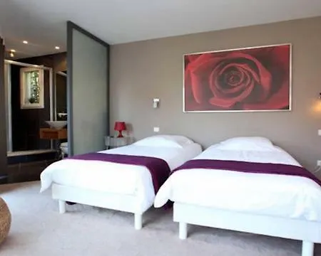 Villa Roi 2 *