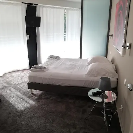 Roi 2 Villa *